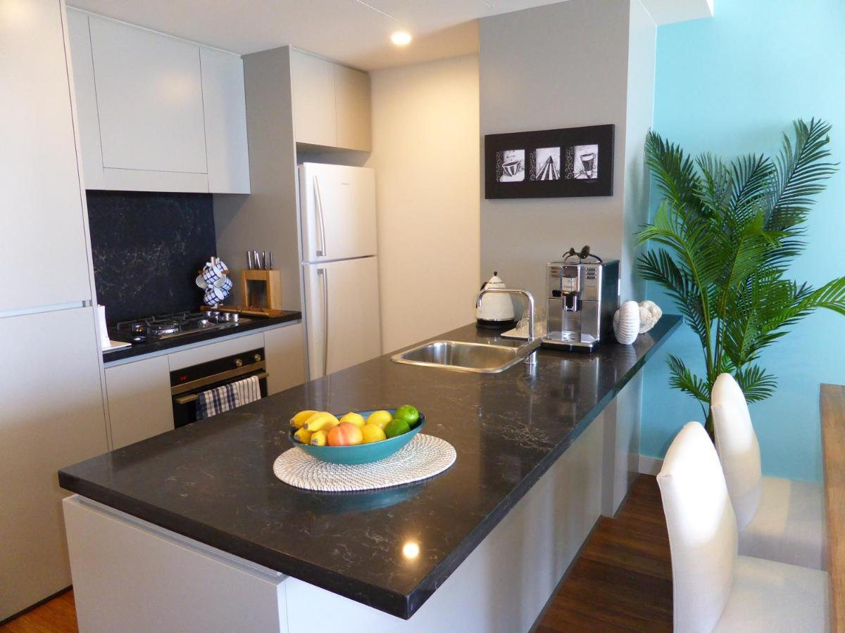 Arena Luxury Beachfront Apartment Ньюкасл Экстерьер фото